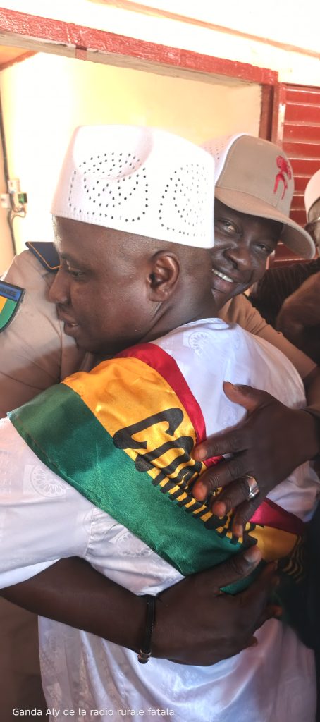 DOUPROU TOURNE UNE PAGE HISTORIQUE : AMARA RICHARD SOUMAH OFFICIELLEMENT INSTALLÉ À LA TÊTE DE LA COMMUNE